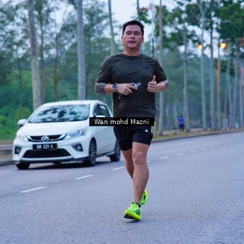 Runner Photo 8241081
