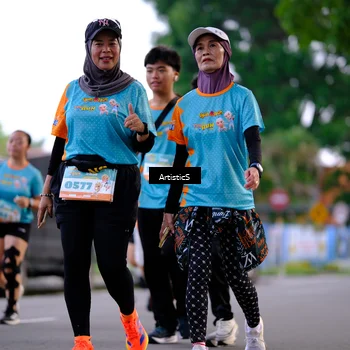 Runner Photo 8241104
