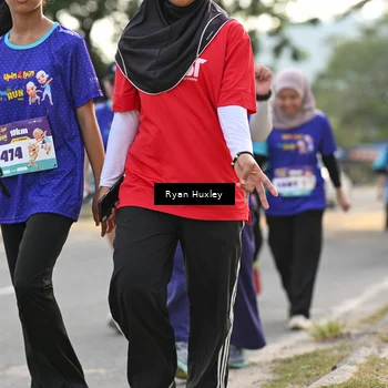 Runner Photo 8241123