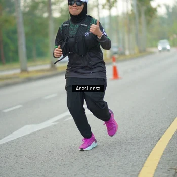 Runner Photo 8241196