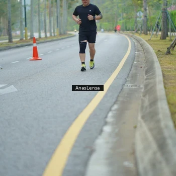 Runner Photo 8241200