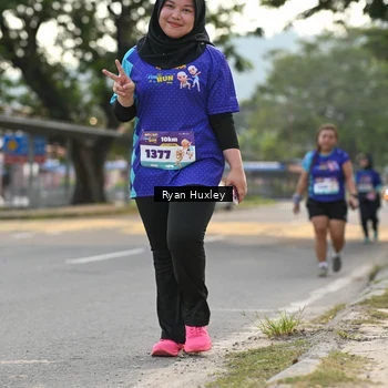 Runner Photo 8241201