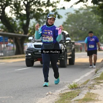 Runner Photo 8241214