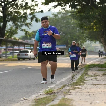 Runner Photo 8241222