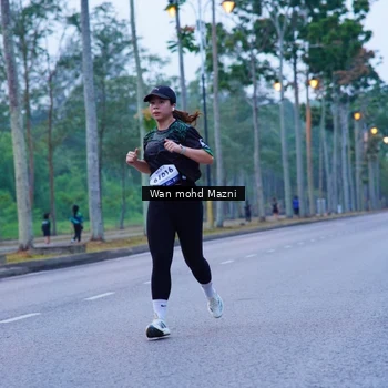 Runner Photo 8241258