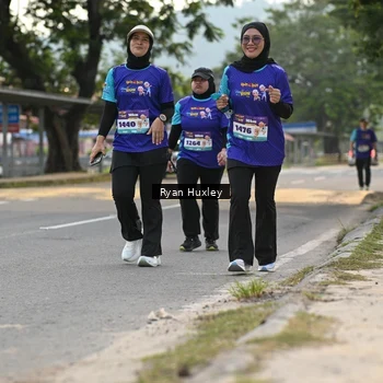 Runner Photo 8241264