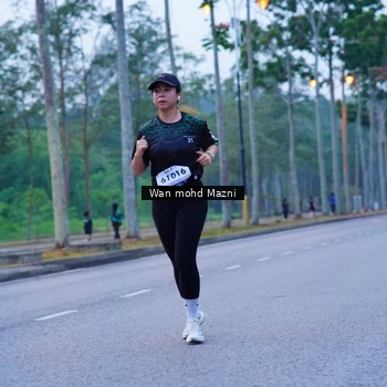Runner Photo 8241296