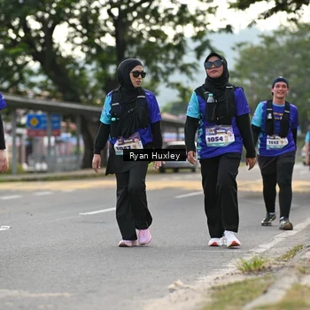 Runner Photo 8241324