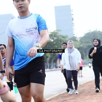Runner Photo 8241329