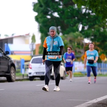 Runner Photo 8241340