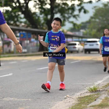 Runner Photo 8241346