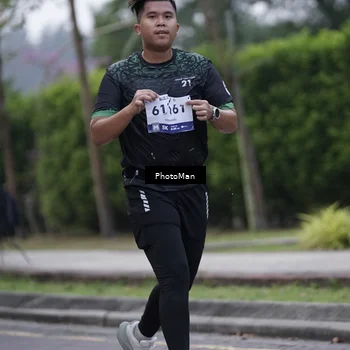 Runner Photo 8241365