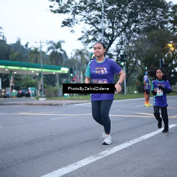 Runner Photo 8241368