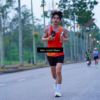Runner Photo 8241438