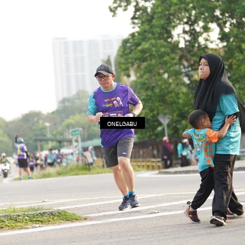 Runner Photo 8241499