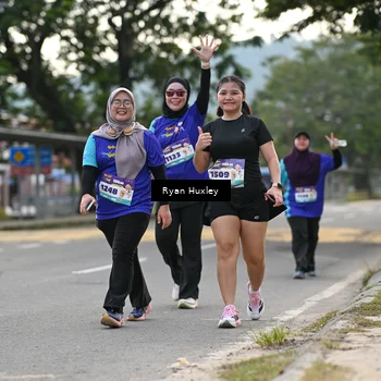 Runner Photo 8241555