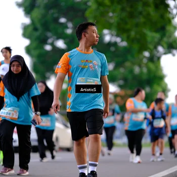 Runner Photo 8241576