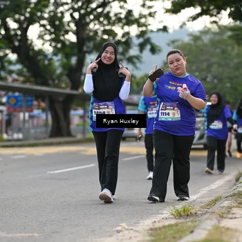 Runner Photo 8241600