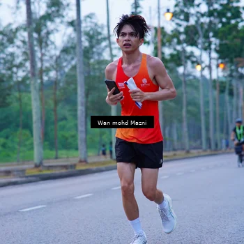Runner Photo 8241728
