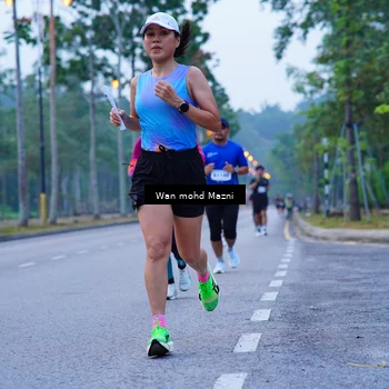 Runner Photo 8241756
