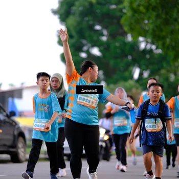 Runner Photo 8241758