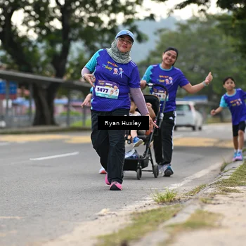 Runner Photo 8241800
