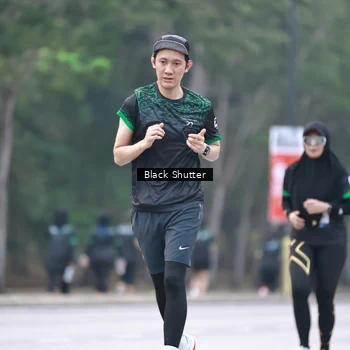 Runner Photo 8241846