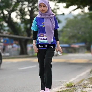 Runner Photo 8241849