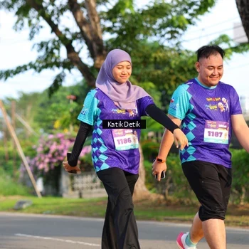 Runner Photo 8241875