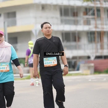 Runner Photo 8241881