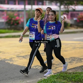 Runner Photo 8241882