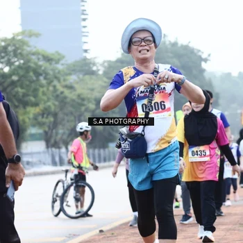 Runner Photo 8241913