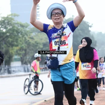 Runner Photo 8241924