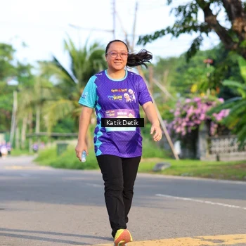 Runner Photo 8241938