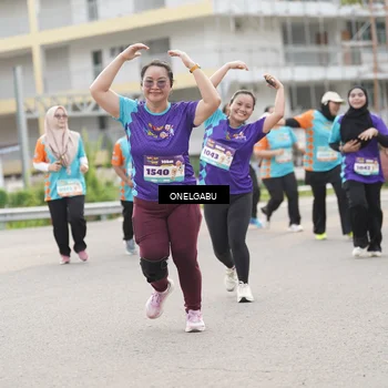 Runner Photo 8242060