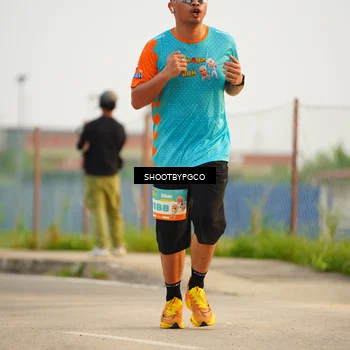 Runner Photo 8242062