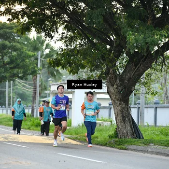 Runner Photo 8242092
