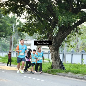 Runner Photo 8242096