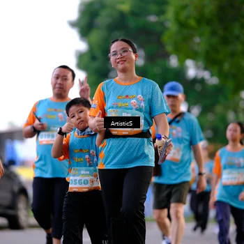 Runner Photo 8242115