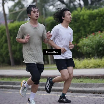 Runner Photo 8242124