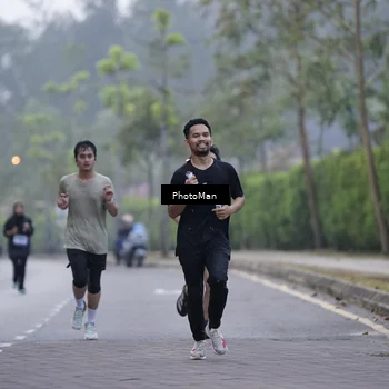 Runner Photo 8242147