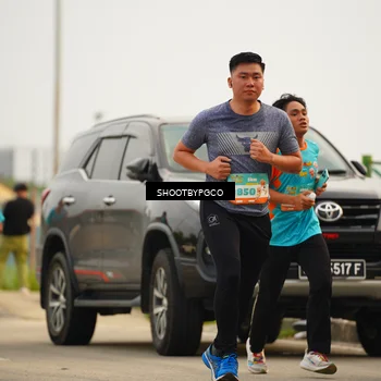 Runner Photo 8242176