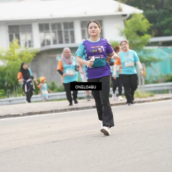 Runner Photo 8242210