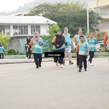 Runner Photo 8242221