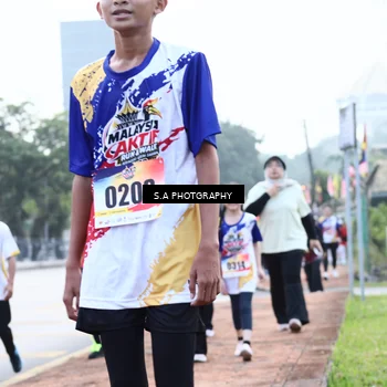 Runner Photo 8242258