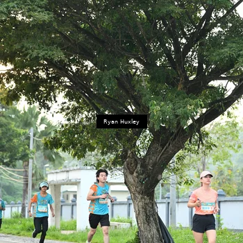 Runner Photo 8242276