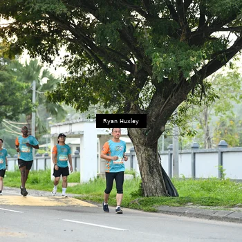 Runner Photo 8242319