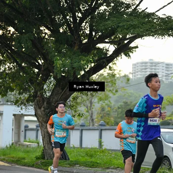 Runner Photo 8242325