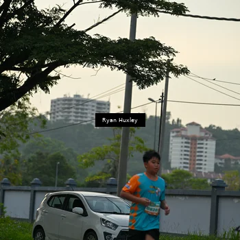 Runner Photo 8242337
