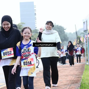 Runner Photo 8242347